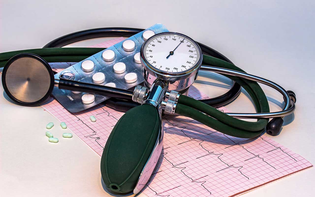hipertenzija u stare dane jak vyrovnat nízký tlak