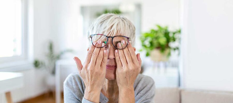 Znakovi ozbiljnih problema s očima kod starijih osoba