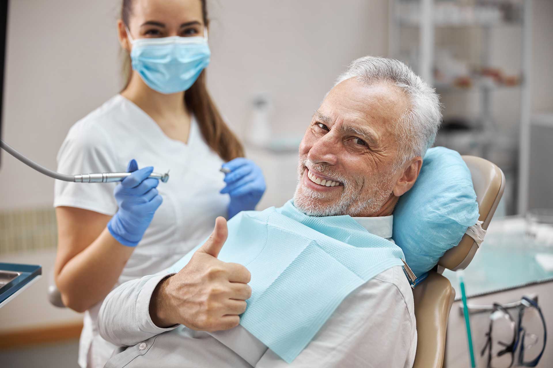 Što trebate znati o stomatološkoj skrbi za starije osobe