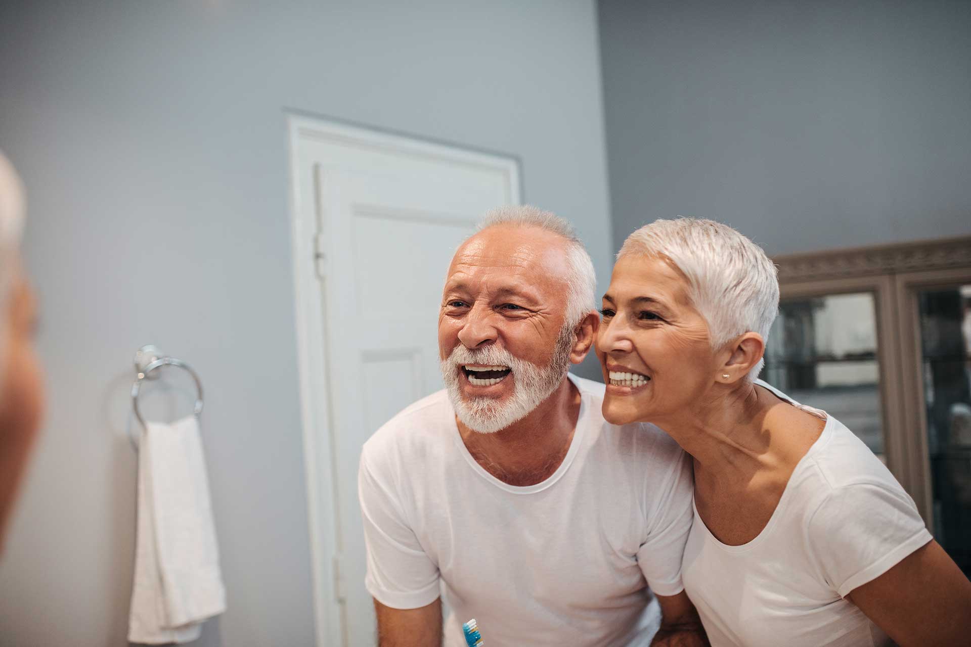 Što trebate znati o stomatološkoj skrbi za starije osobe